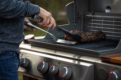 cooking a whole beef tenderloin on a weber gas grill